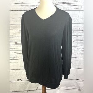 Women’s Black Long Sleeve V-Neck Top